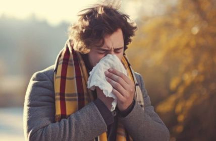 Allergiker aufgepasst: Herbst und Winter können Beschwerden (Foto: AdobeStock 660490444 tashechka)