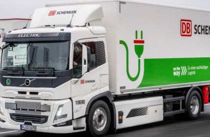 Nachhaltige Logistik: DB Schenker erweitert Flotte um 40 vollelektrische (Foto: Volvo Group Trucks Central Europe GmbH)